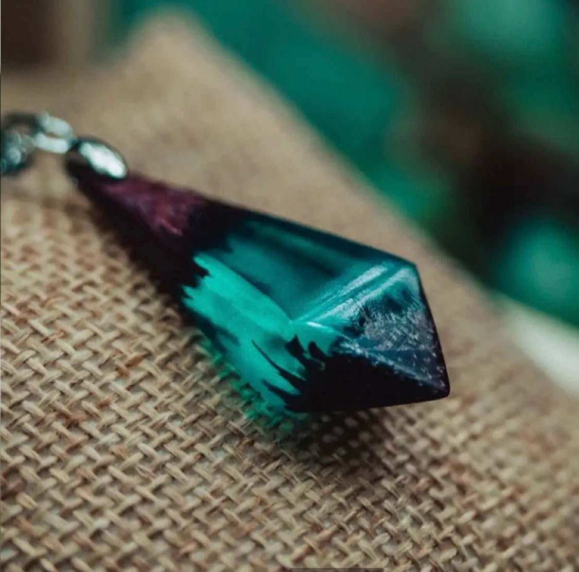 Pendentif en Bois d’Amarante